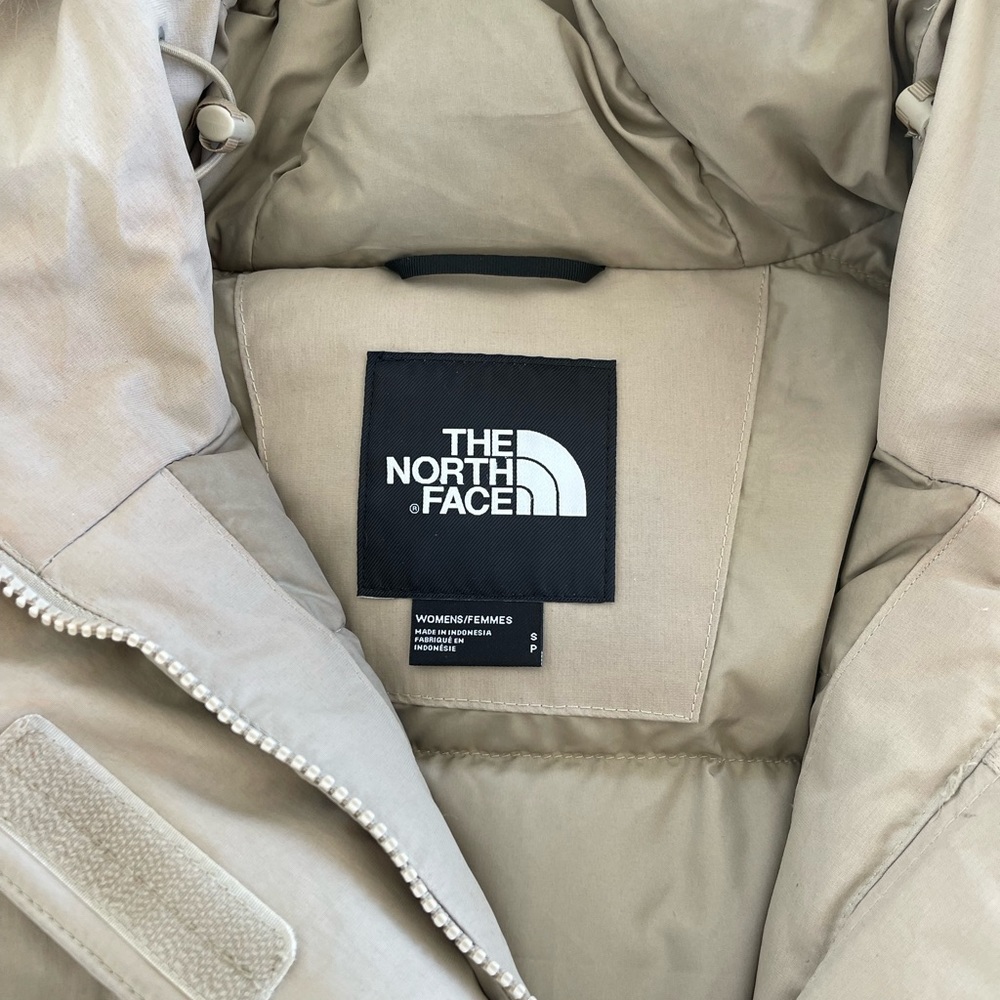North Face Parka - Picture 2 of 4